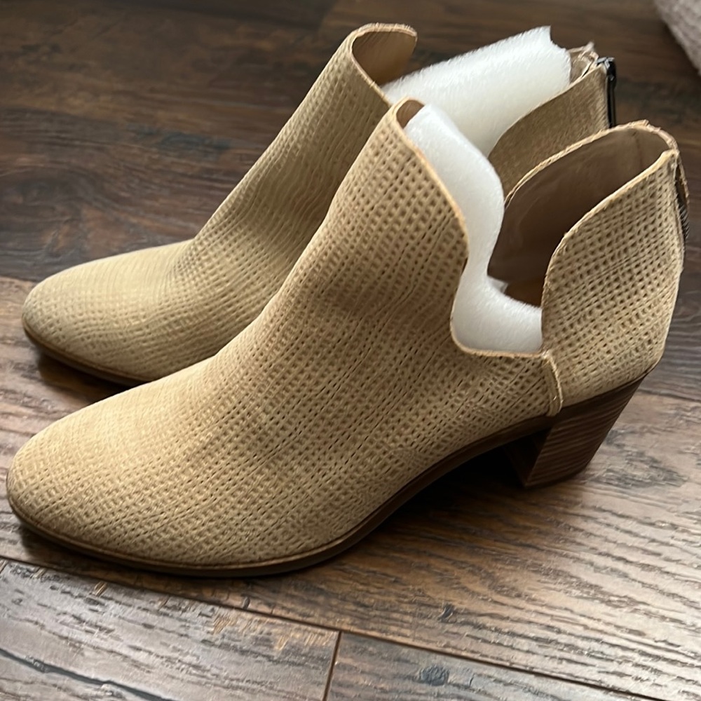Women’s Booties